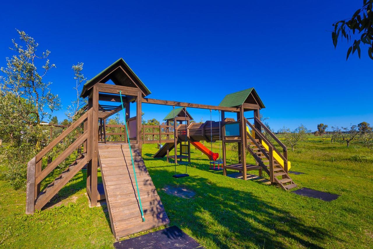 ホテル Glamping Gli Etruschi ピオンビーノ エクステリア 写真