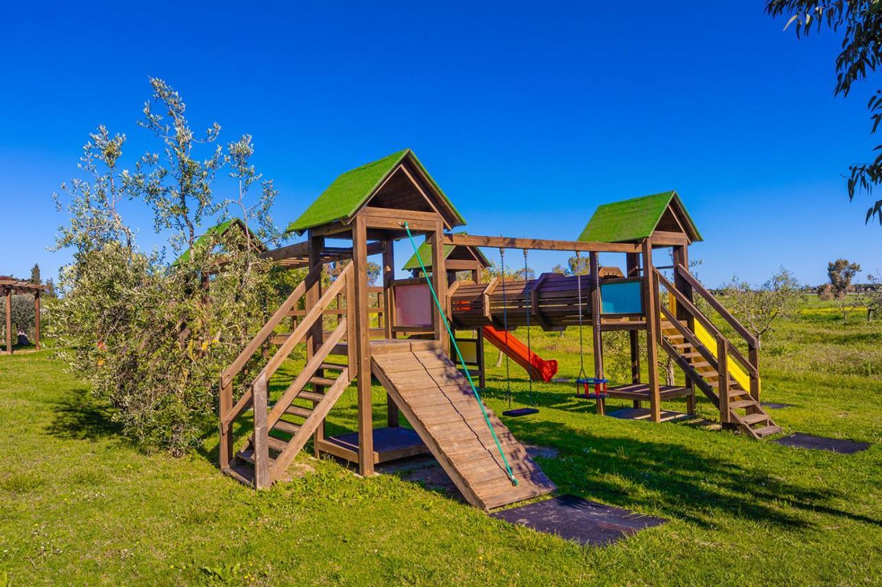 ホテル Glamping Gli Etruschi ピオンビーノ エクステリア 写真