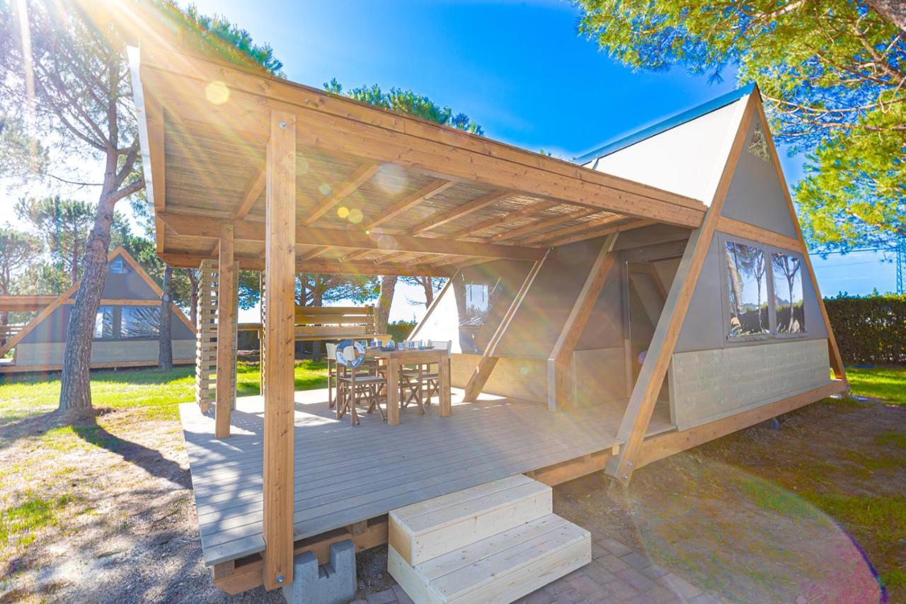 ホテル Glamping Gli Etruschi ピオンビーノ エクステリア 写真