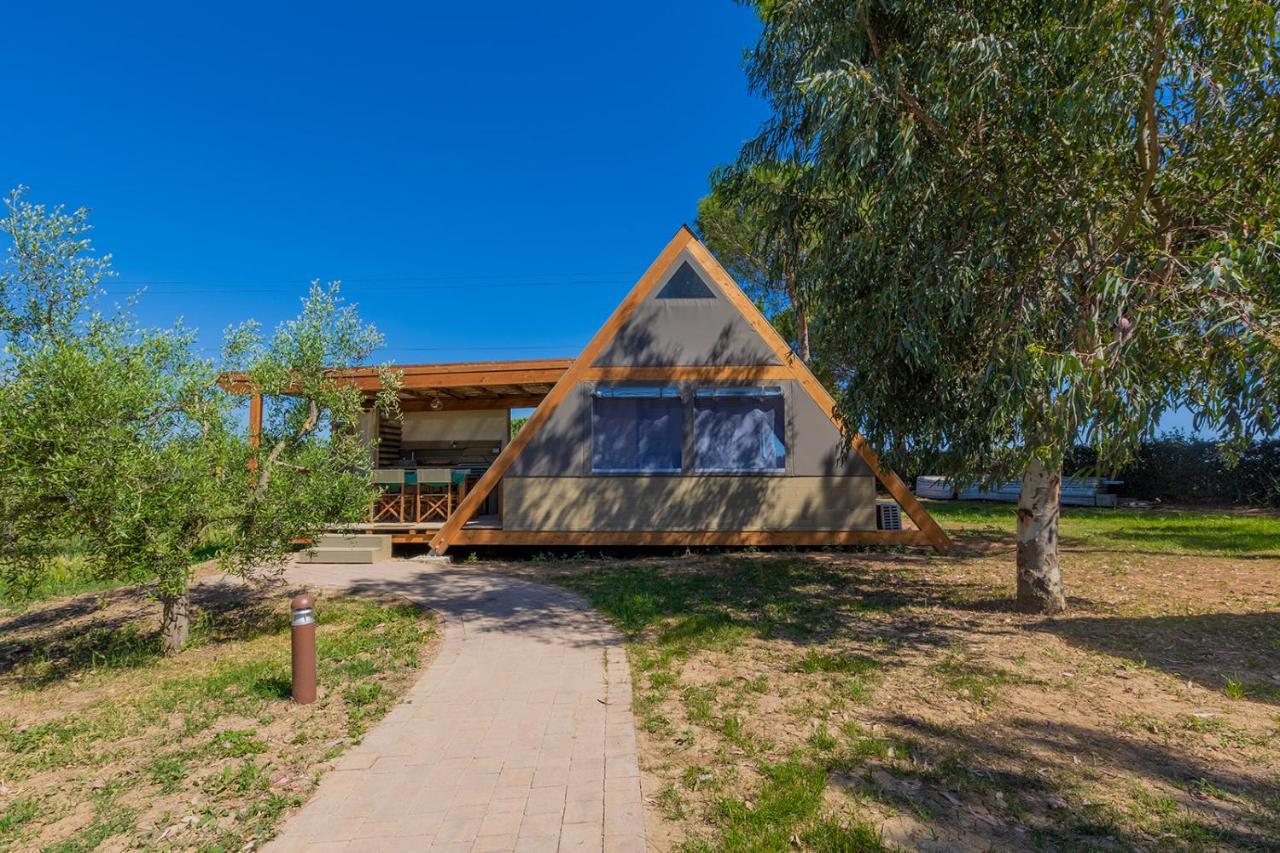 ホテル Glamping Gli Etruschi ピオンビーノ エクステリア 写真