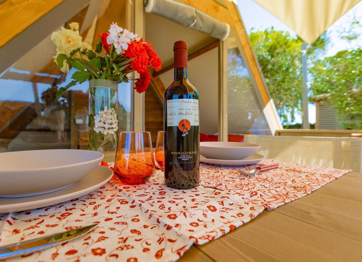 ホテル Glamping Gli Etruschi ピオンビーノ エクステリア 写真